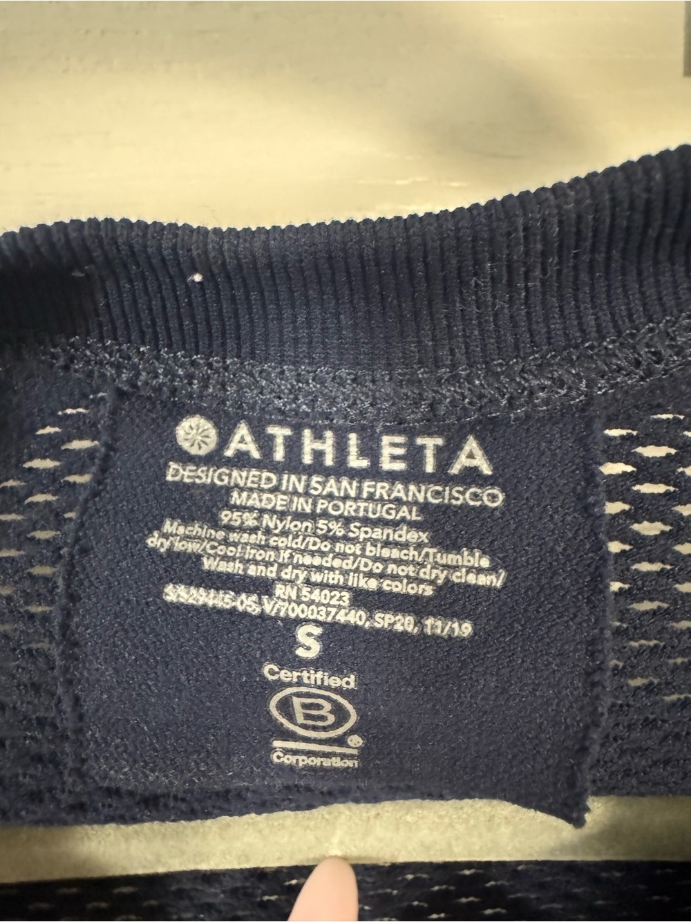 Athleta Navy Long-Sleeve Seamless Performance Top - Picture 7 of 8